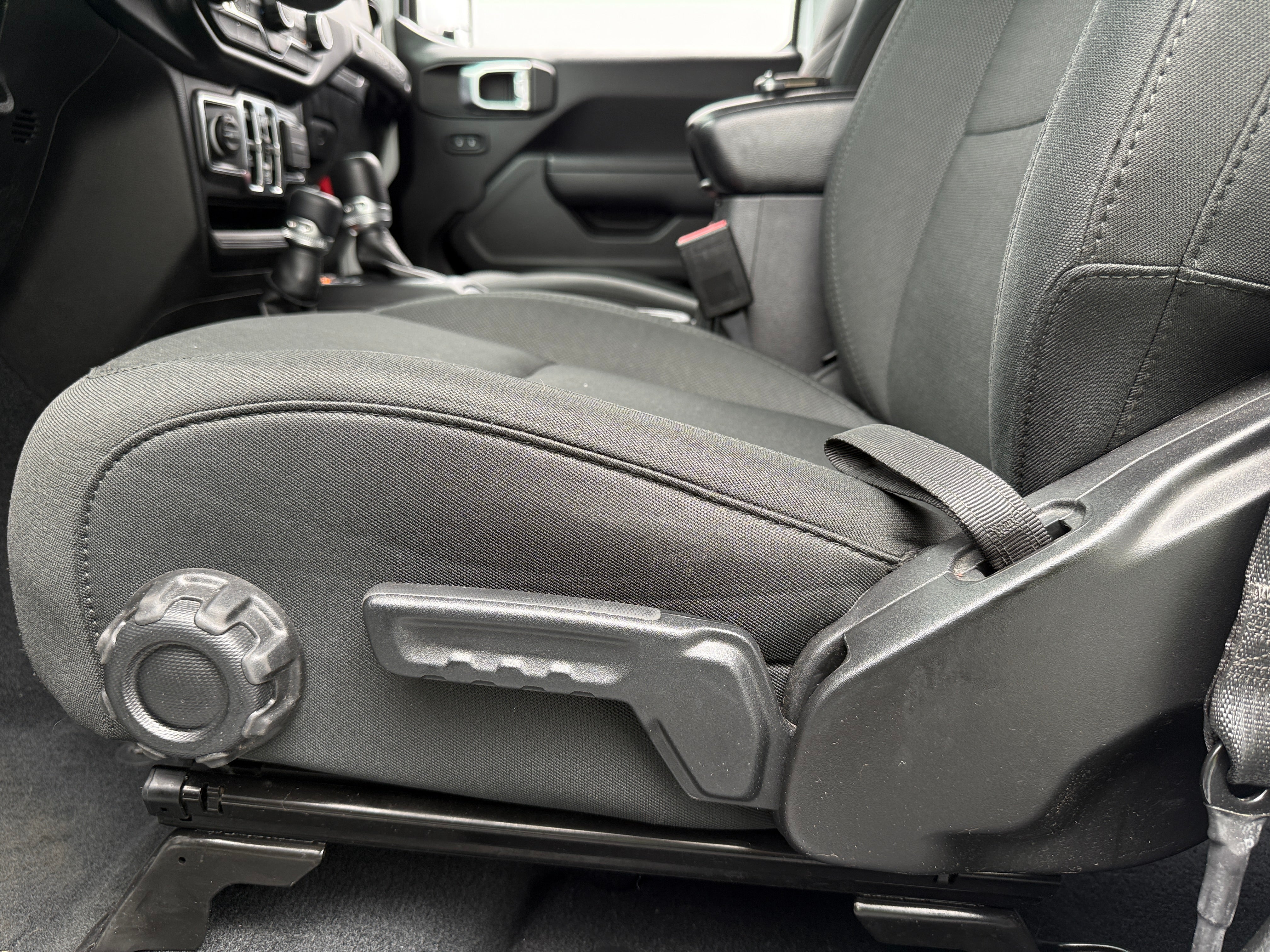 jeep wrangler unlimited 2022 1C4HJXDG2NW223547 image jeep wrangler unlimited 2022 1C4HJXDG2NW223547 image